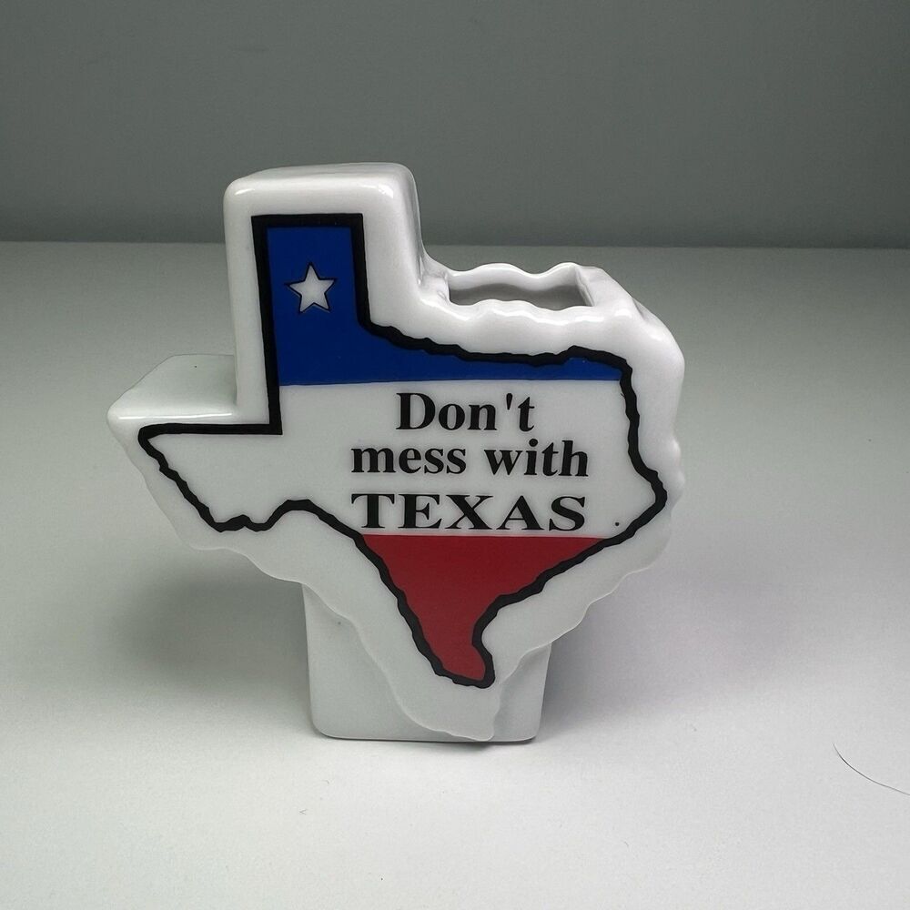1980’s Don't Mess With Texas Ceramic Bud Vase 3D State Flag